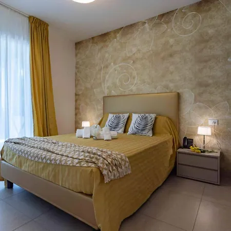 Colourful Flat Overlooking The Sea Bibione