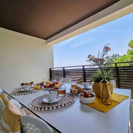 Colourful Flat Overlooking The Sea Bibione