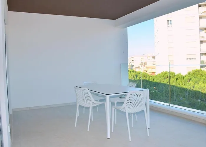 Appartamento Colorful Overlooking The Sea *